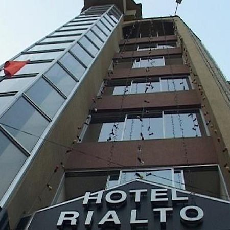 Hotel Rialto Guwahati Exteriör bild
